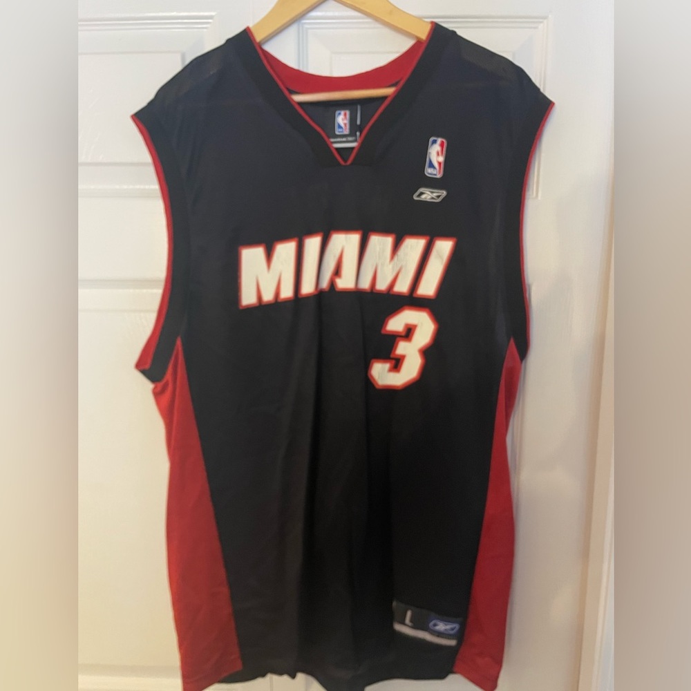 Mens Dwayne Wad Miami Heat Jersey.